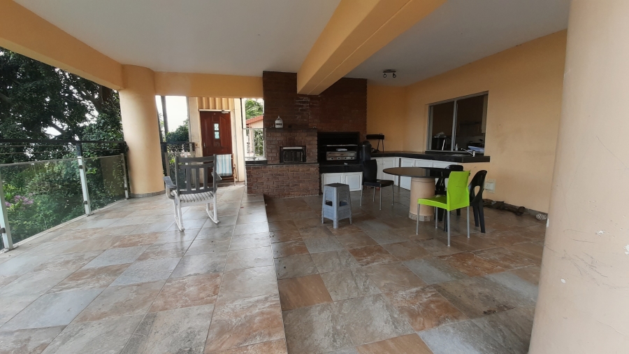 6 Bedroom Property for Sale in Kosmos North West